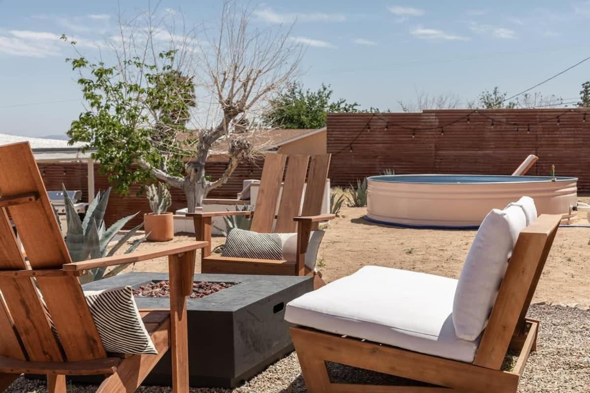 Joshua Tree - Le Tout Petit W Hot Tub Buitenkant foto